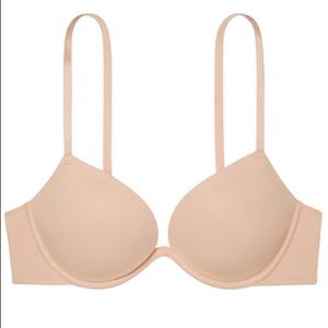 VS Pink wear everywhere super push-up